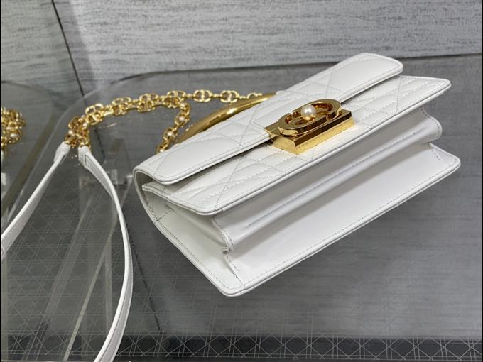 2025228Y700P221927193