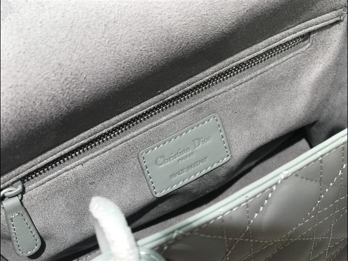 2025228Y750P222155253