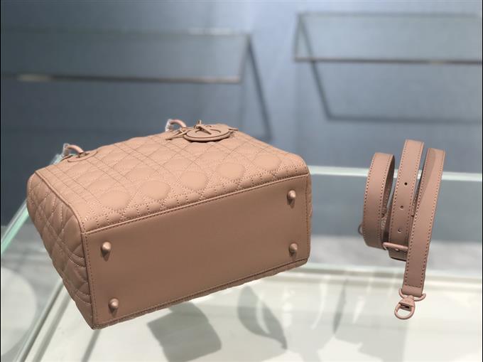 2025228Y750P222155361