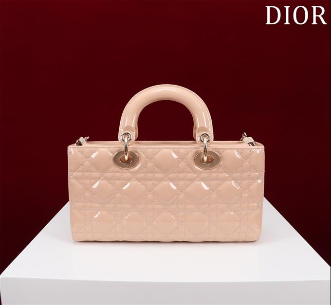 2025228Y780P20443855