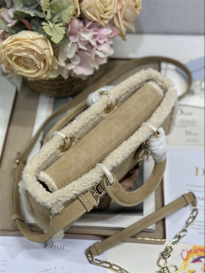 2025228Y850P204516704