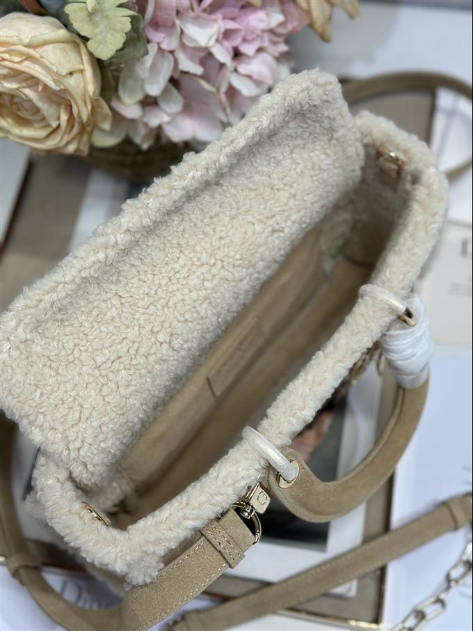 2025228Y850P204516720