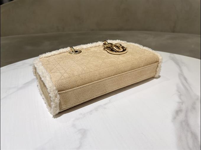 2025228Y880P204516845