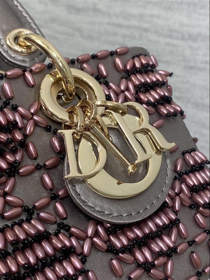 2025228Y1150P205547141