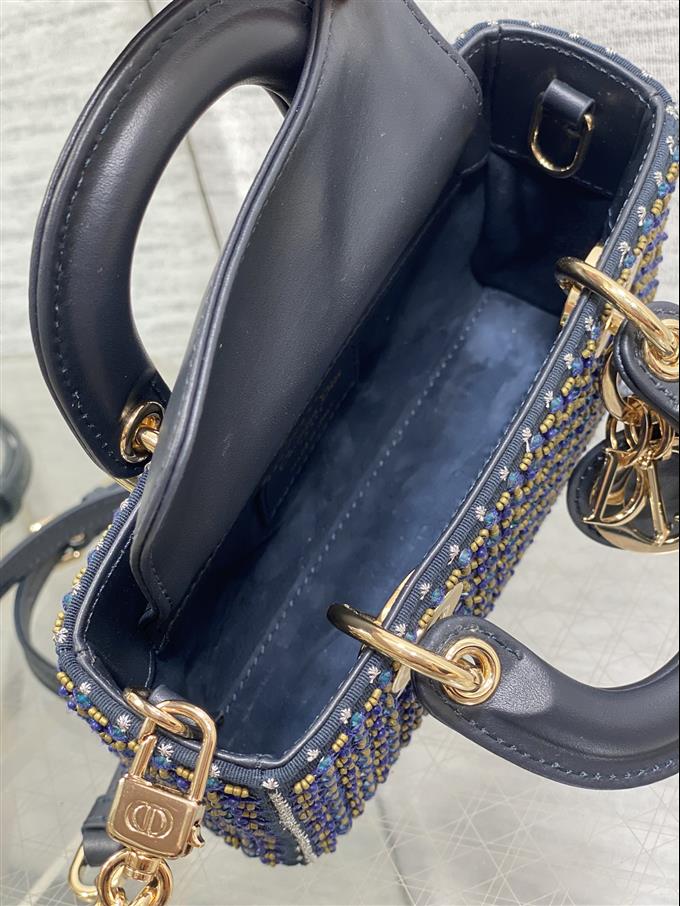 2025228Y1250P205547360