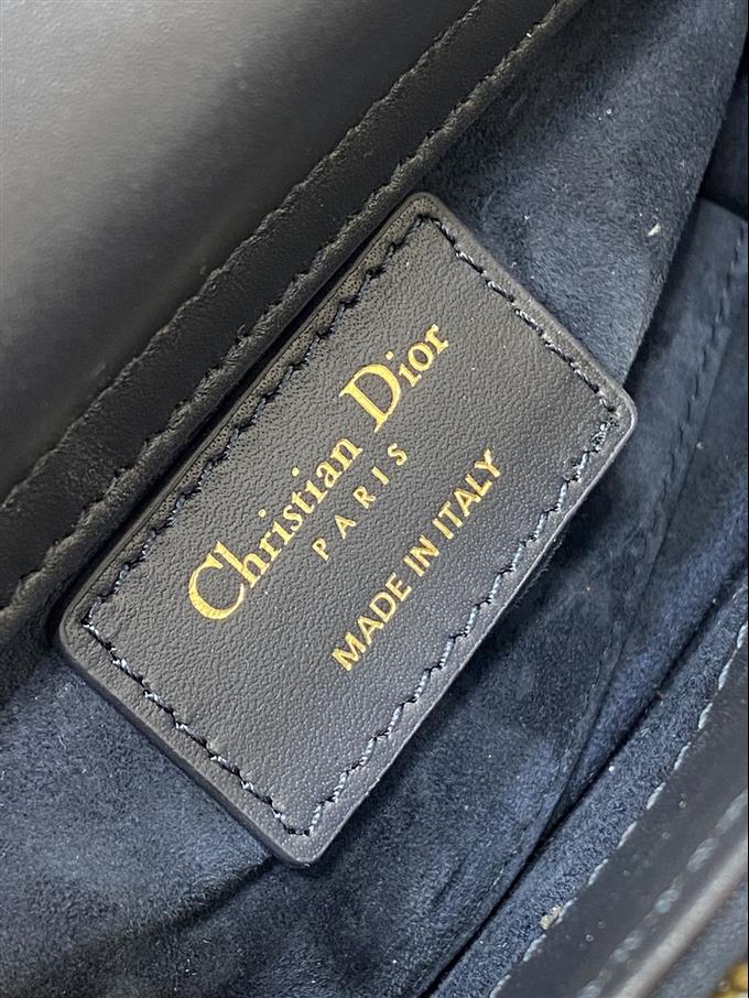 2025228Y1250P205547375