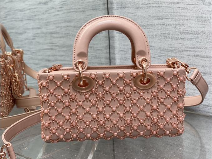 2025228Y1400P205547883