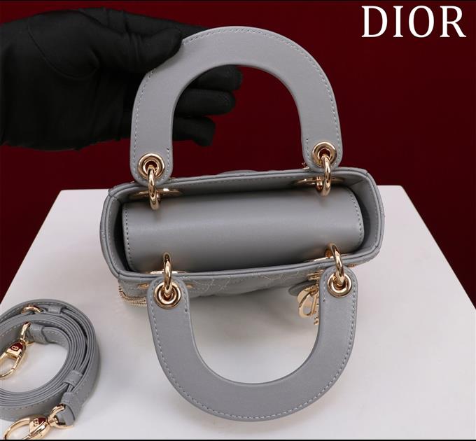 2025228Y600P205549722