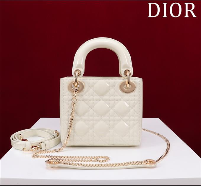 2025228Y600P205551544