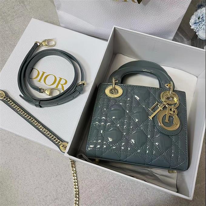 2025228Y600P205554817