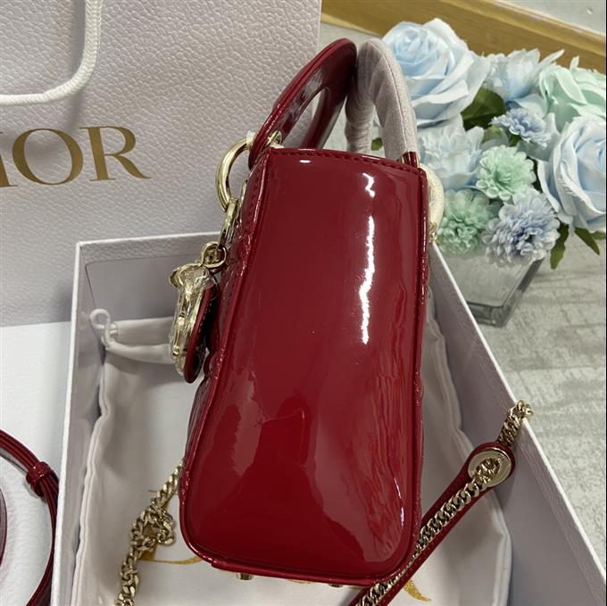 2025228Y600P205555430