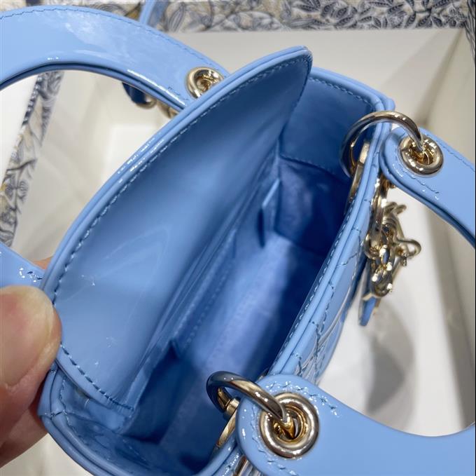 2025228Y780P205630609