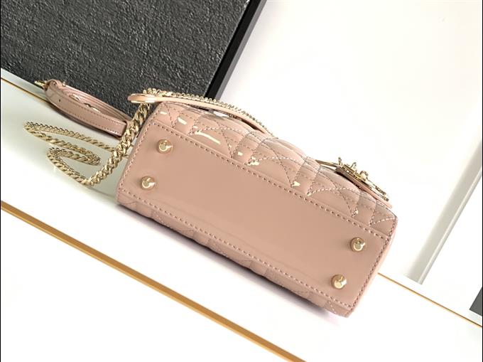 2025228Y600P211856347