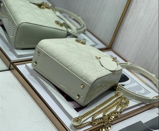 2025228Y600P212512215