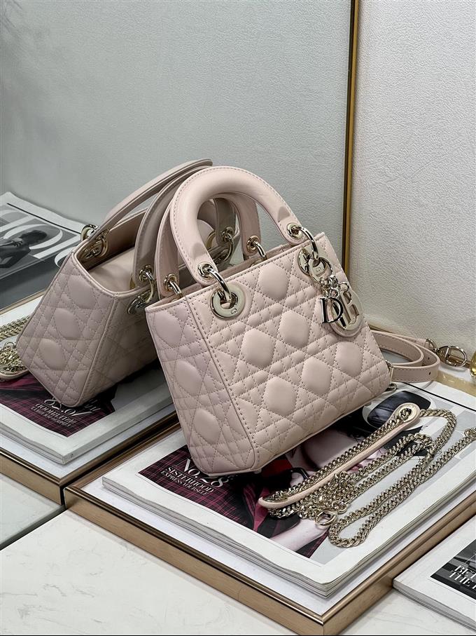 2025228Y600P212518562