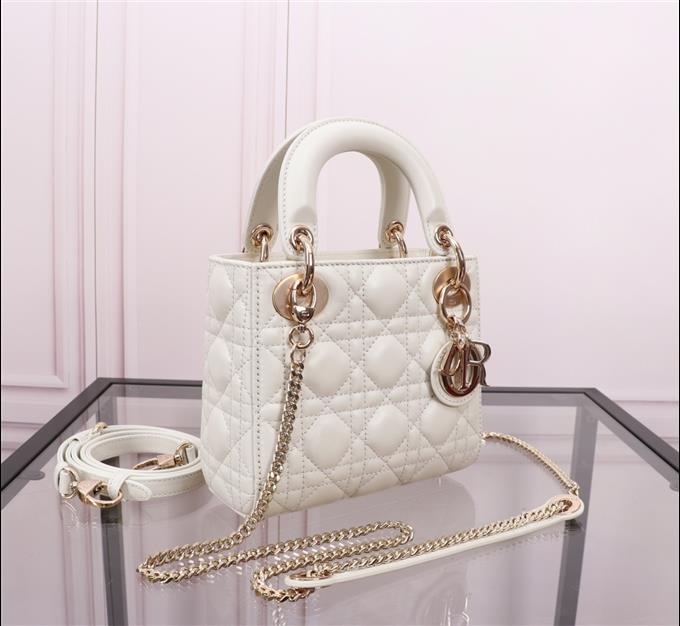 2025228Y600P212523139