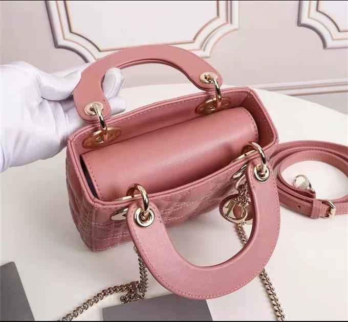 2025228Y600P212523322