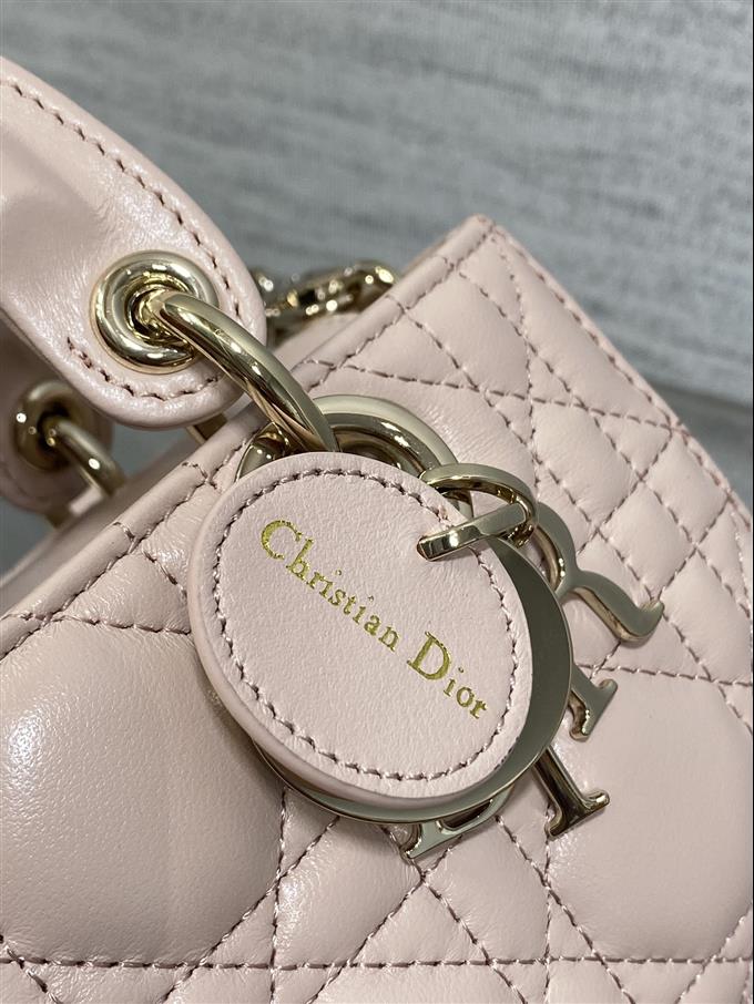 2025228Y620P212523697