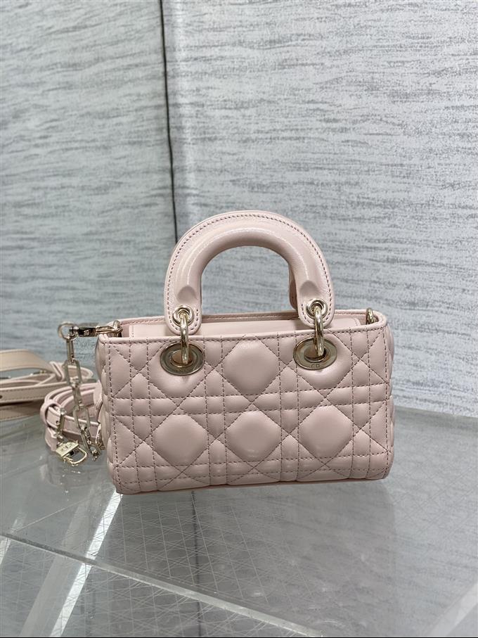 2025228Y620P212523712