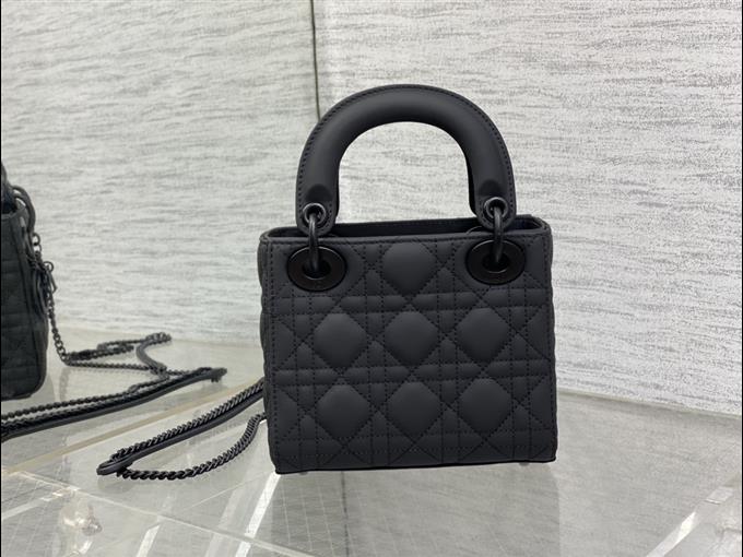 2025228Y650P205544954