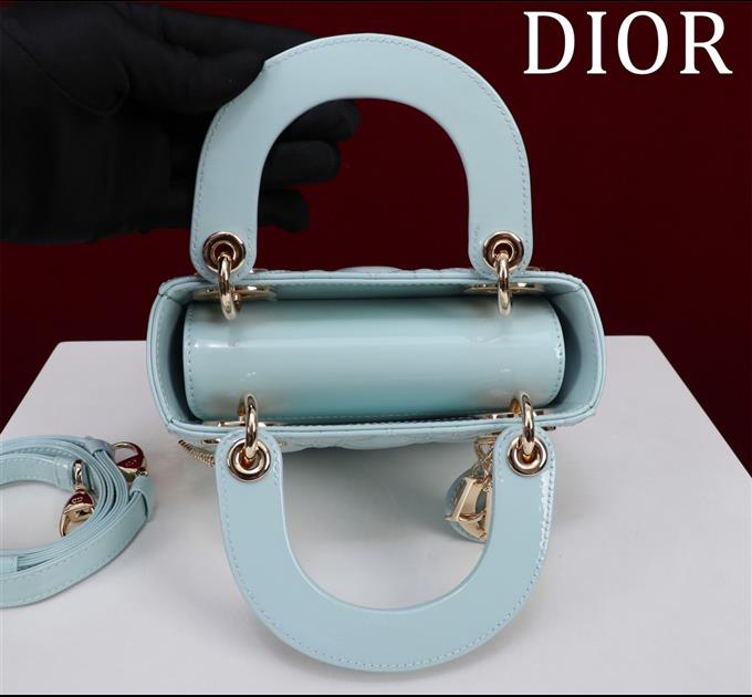 2025228Y650P20561873