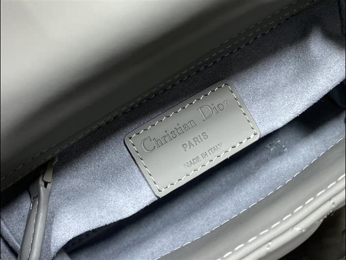 2025228Y650P205620257