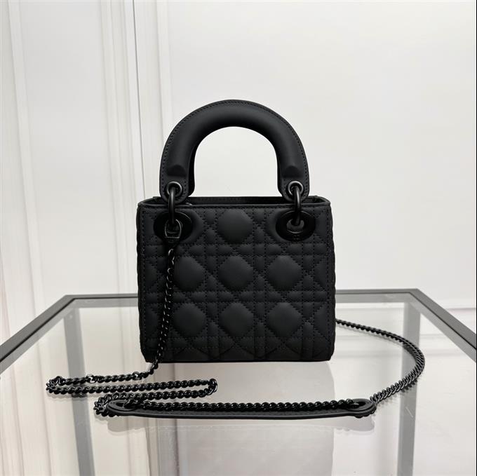 2025228Y650P205620758