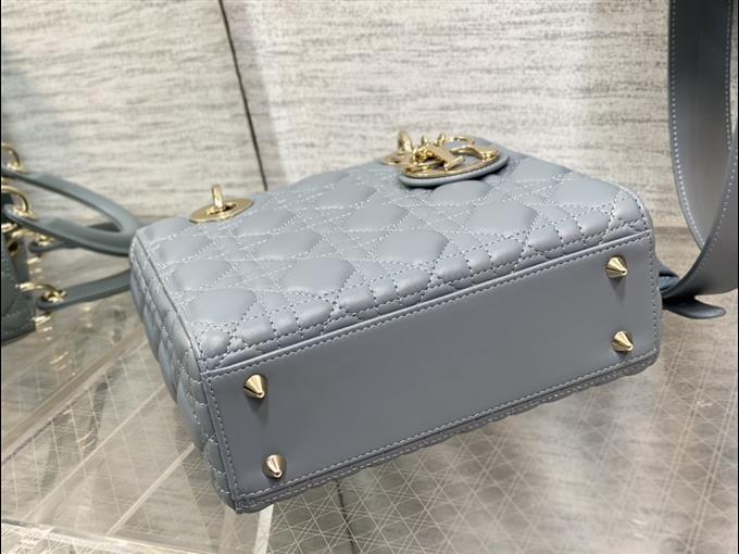 2025228Y650P205621501