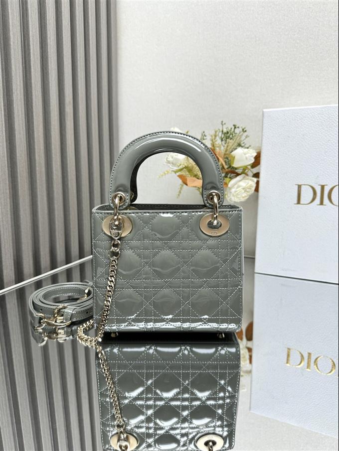 2025228Y650P205631421