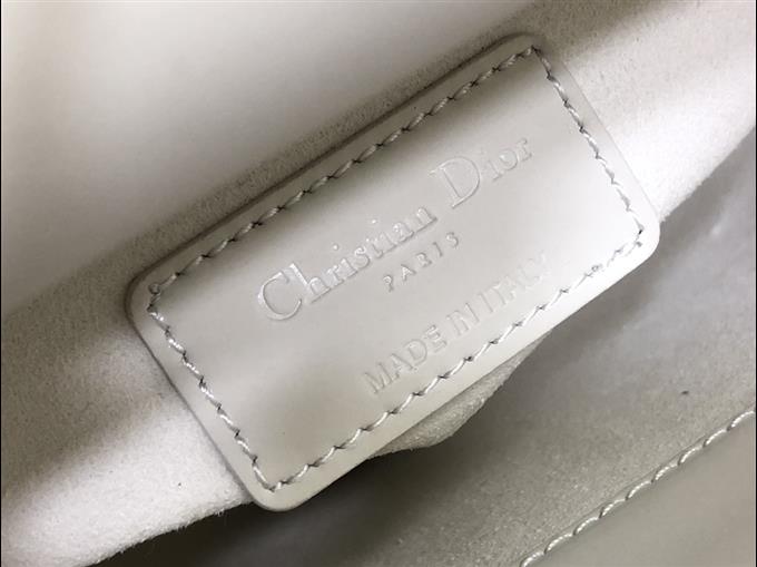 2025228Y650P211856845