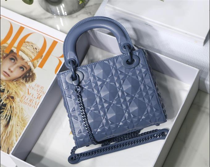 2025228Y650P211857347