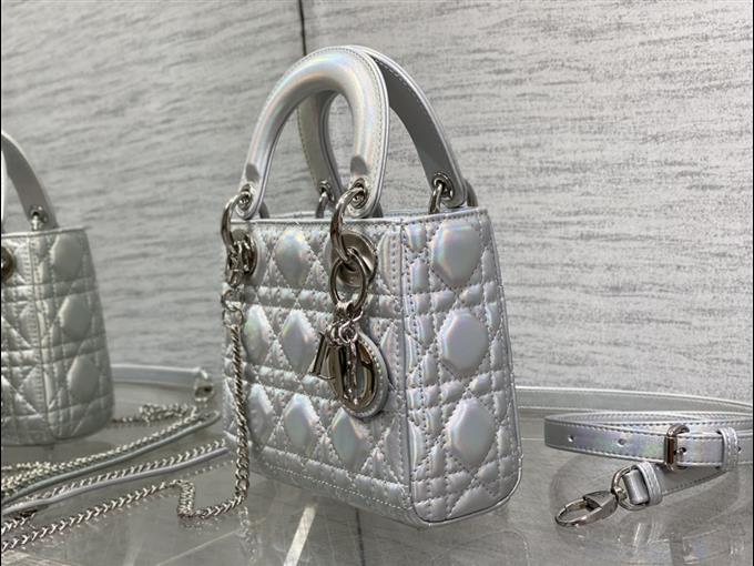 2025228Y650P212524413