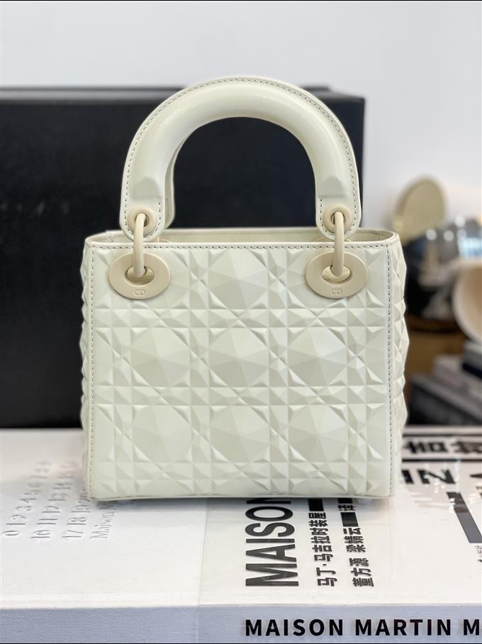 2025228Y650P212525448