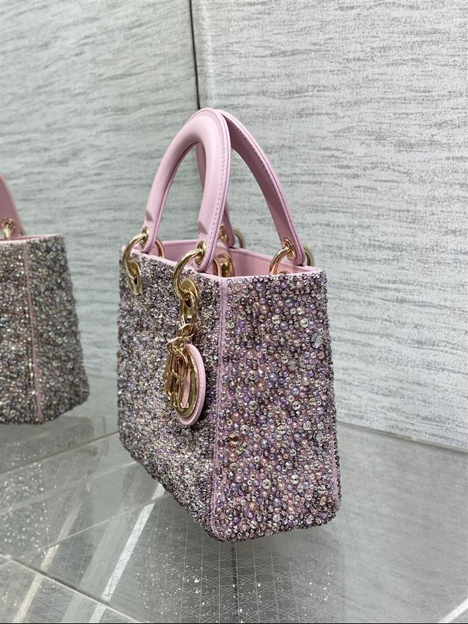 2025228Y1880P211546672