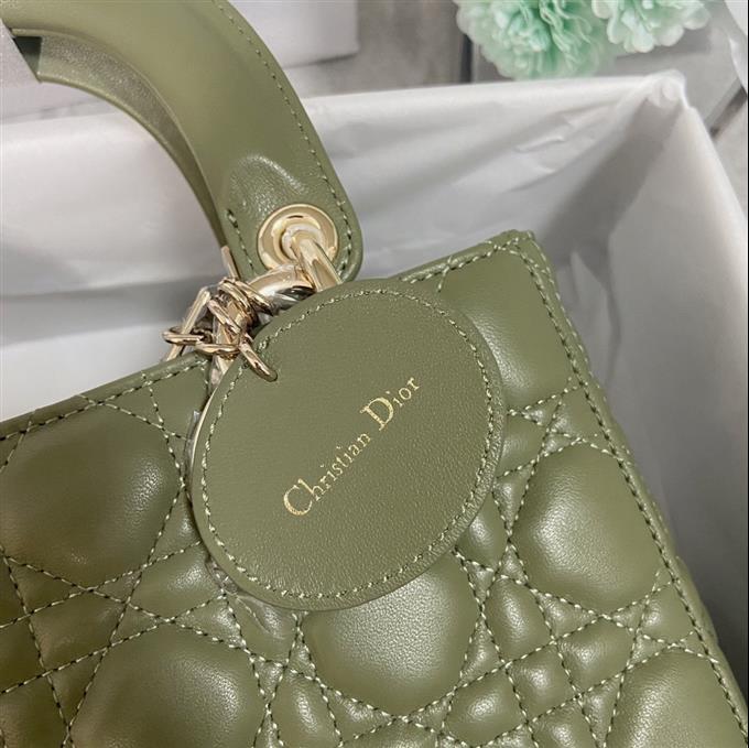 2025228Y650P211716264