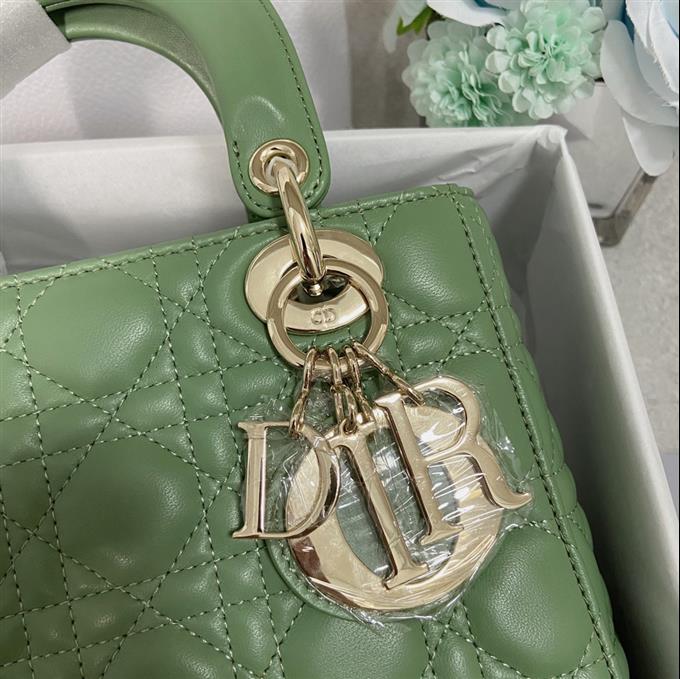 2025228Y650P211716690