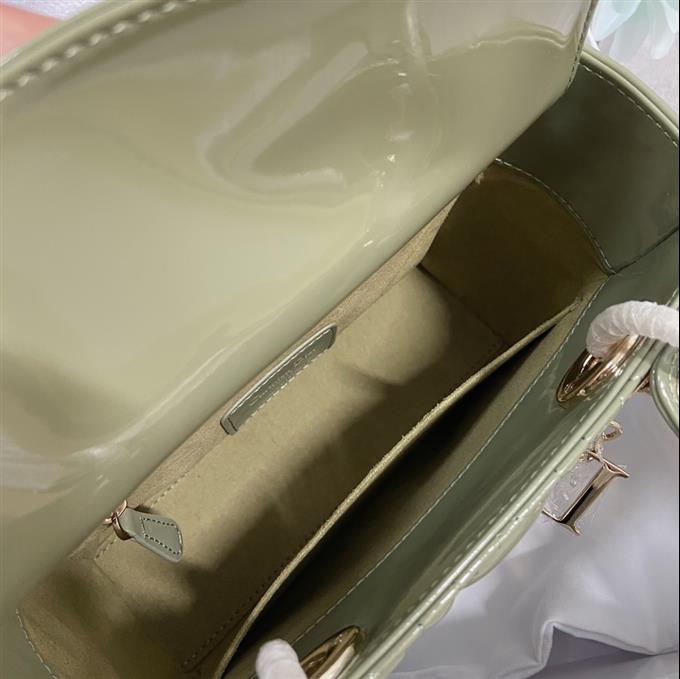 2025228Y650P211717758