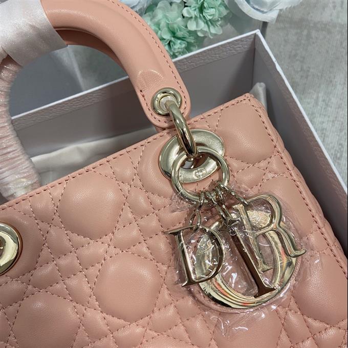 2025228Y650P21171888