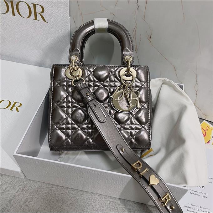 2025228Y650P211720782