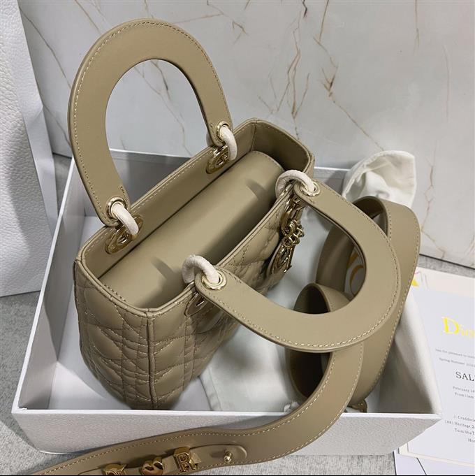 2025228Y650P211721459