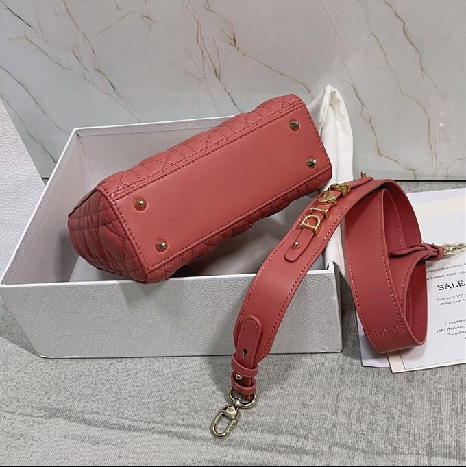 2025228Y650P211721760