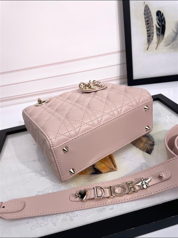 2025228Y650P211722247