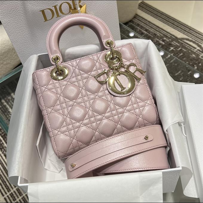 2025228Y650P211722435