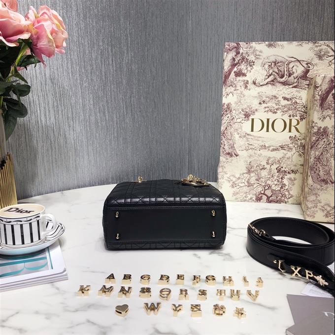 2025228Y680P21161901