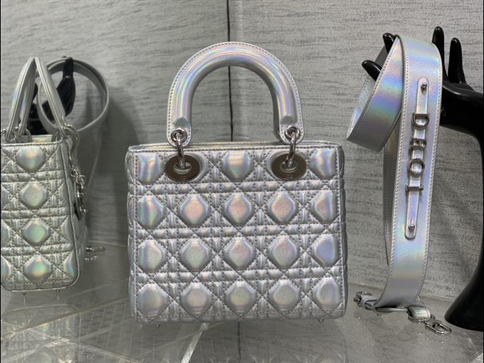 2025228Y700P211723678