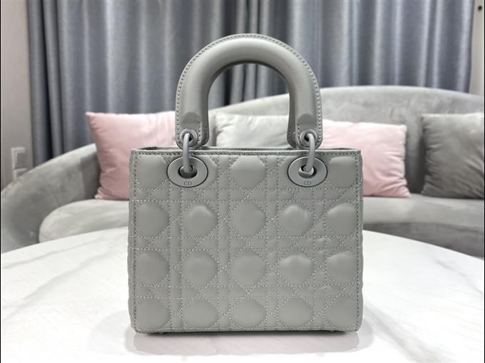 2025228Y700P21172380