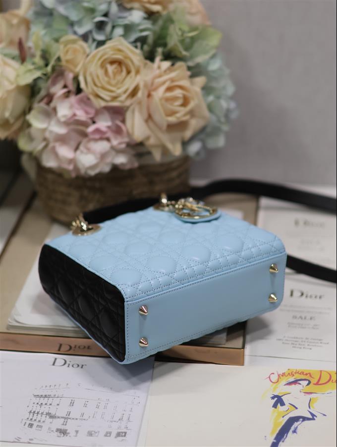 2025228Y750P211613715