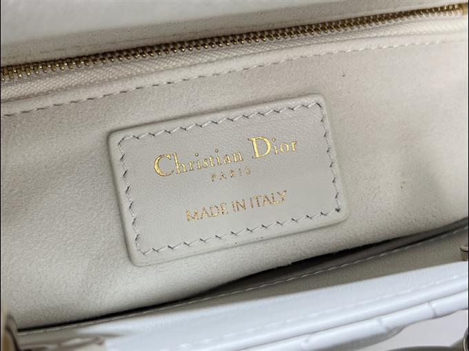 2025228Y750P211615321