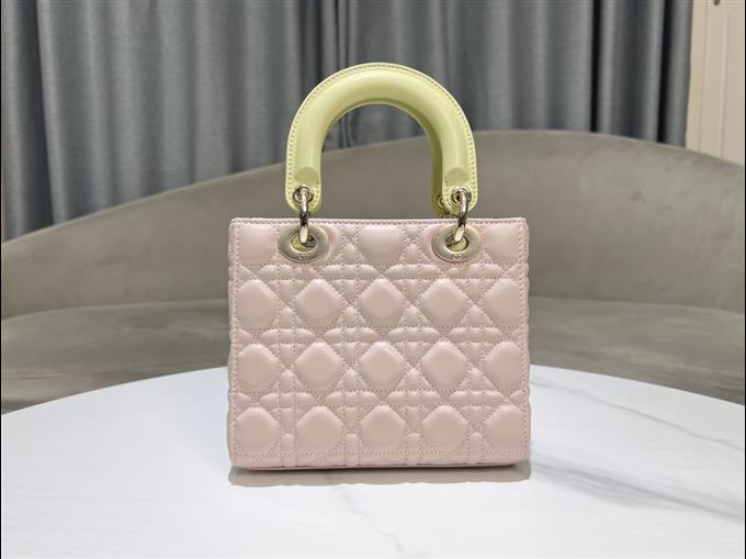 2025228Y750P211615369