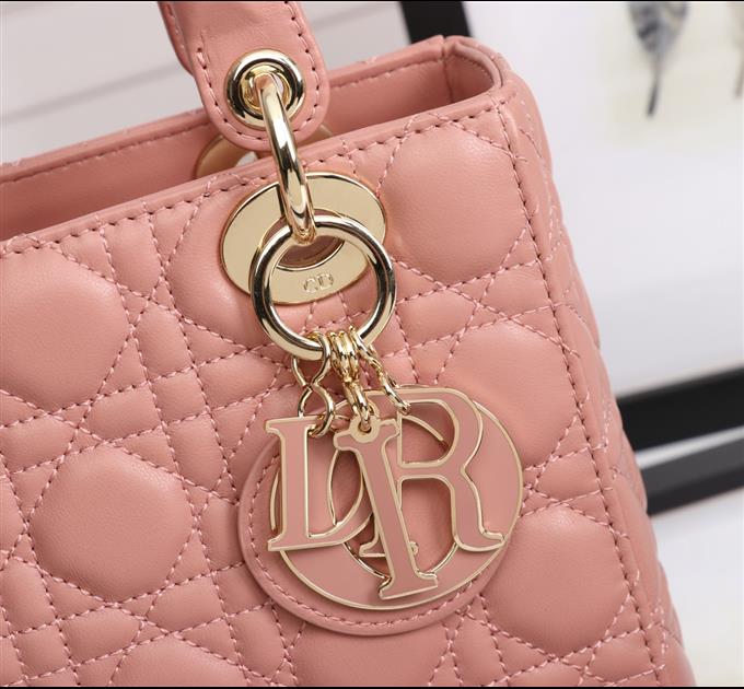 2025228Y750P22250325